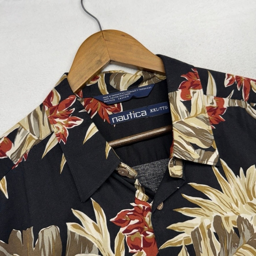 Vintage Nautica Hawaiian Shirt Mens 2XL Black Floral Tropical Camp Rayon 90s